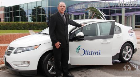 Ottawa to pursue more environmentally friendly service vehicles