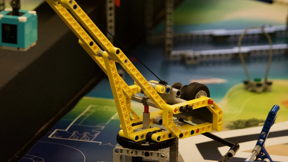 Building blocks: Carleton hosts LEGO robotics competition