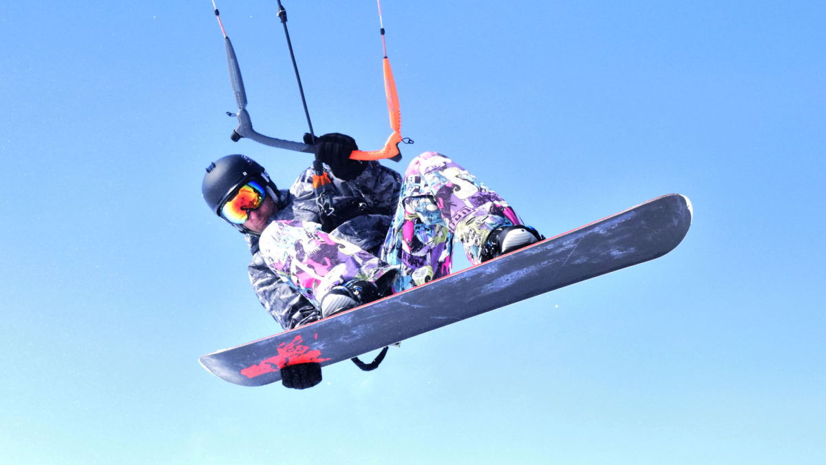 High as a kite: Riding the wind above Ottawa’s Britannia Bay