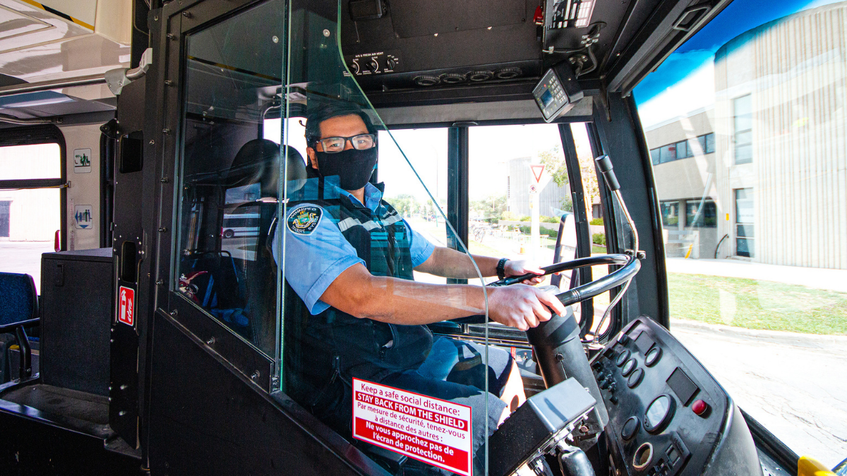 cara bus driver indonesia