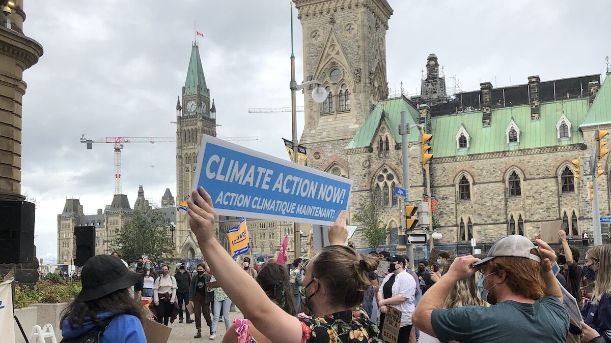 Climate protestors in Ottawa demand stricter action to curb emissions, carry message to Prime Minister’s Office