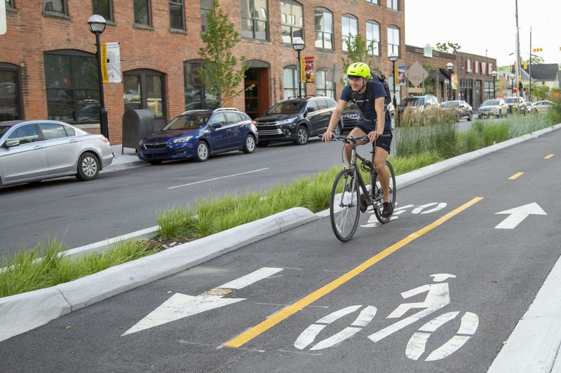 Bike Ottawa urges city to invest in better plan for Pretoria Avenue cycling route, link to canal network