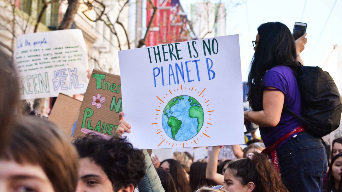 Climate change and children’s rights: Canada urged to take bigger steps in the right direction