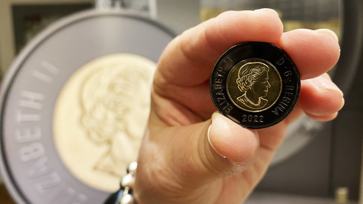 Coin tribute to late Queen highlights commemoration controversies