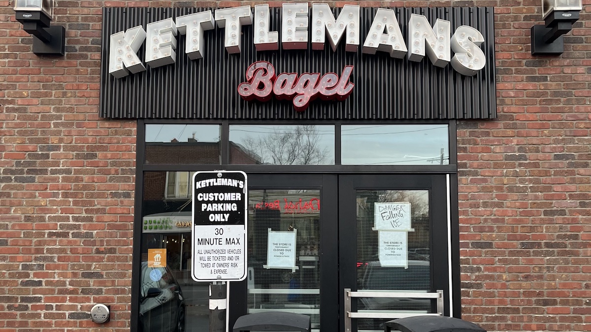 Lights out: Ice storm forces always-open Kettlemans to close for a day