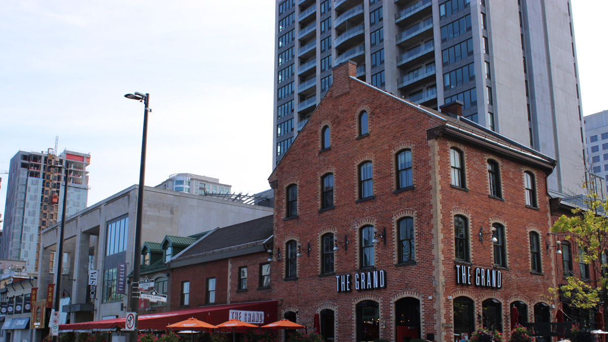 Byward Market restaurateurs struggling because of inflation, safety fears and fewer customers