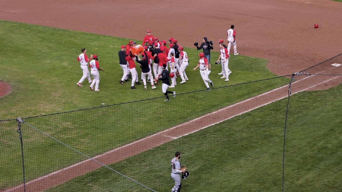 As playoffs loom, Titans top Miners with walk-off hit in hometown thriller